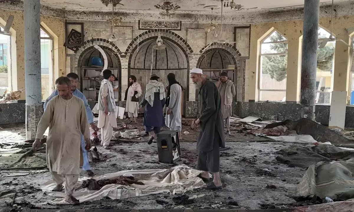 Several dead, wounded as bomb struck Shiite mosque