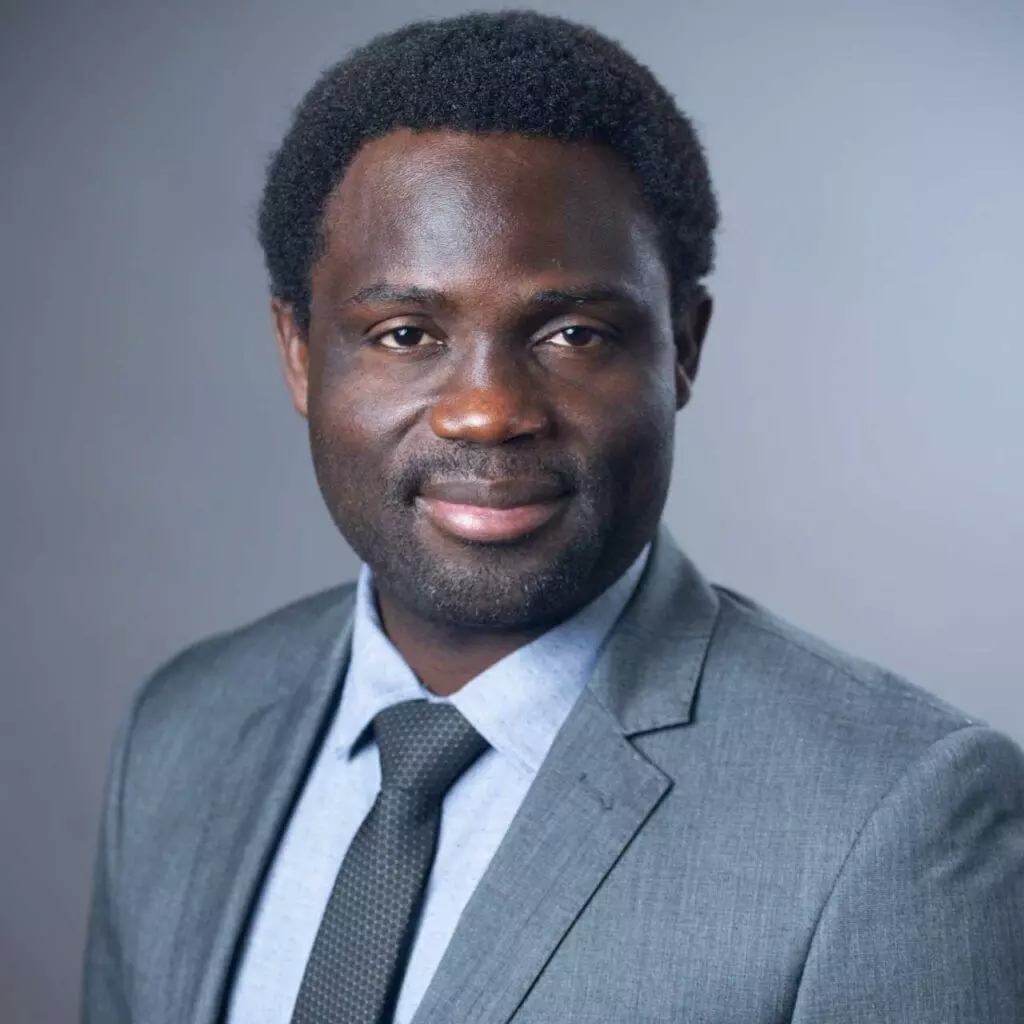 200 UI students exploit Brighthat job fair 200 UI students exploit Brighthat job fair