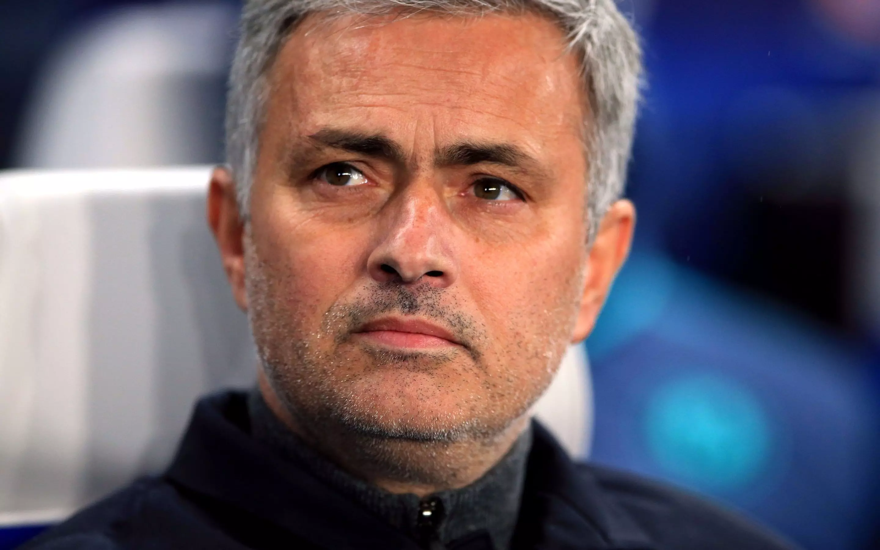 Jose Mourinho sent off as Roma and Napoli clash