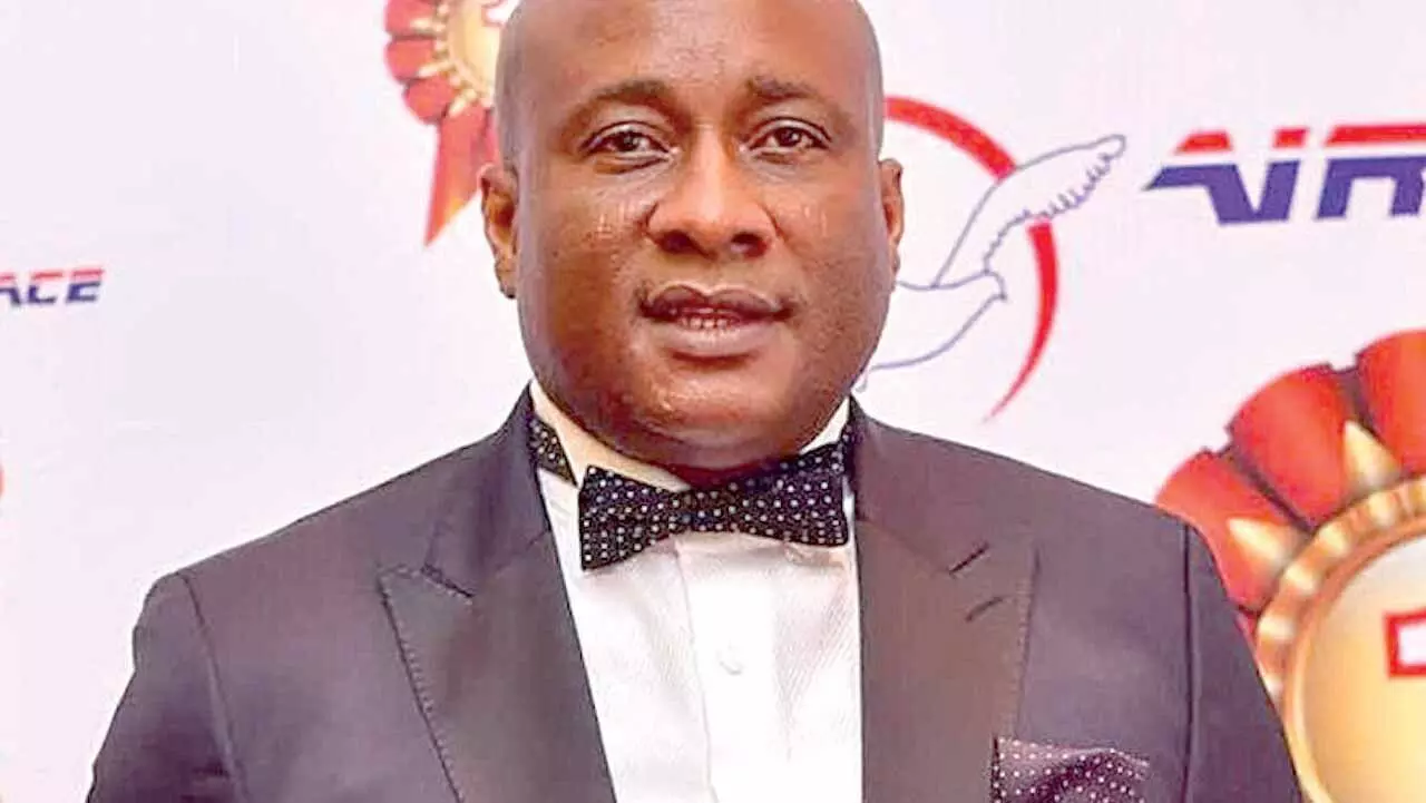 Aviation don calls for increment of salary