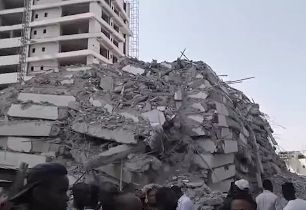 Collapsed Ikoyi building: 19 families submit names of suspected trap Collapsed Ikoyi building: 19 families submit names of suspected trap