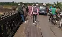 FG ll to replace Asa Bridge fallen plates - Work Controller