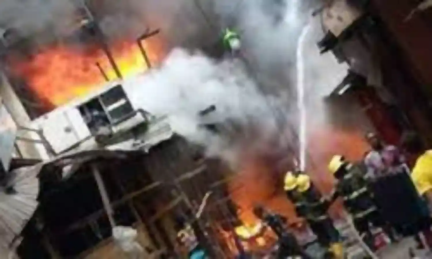 Breaking: Bitter tears as fire guts Balogun market