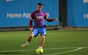 FC Barcelona signed Torres tests positive for COVID-19