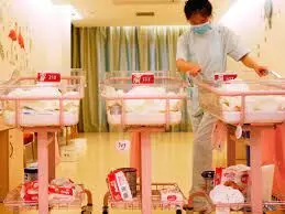 Chinas birth rate falls again