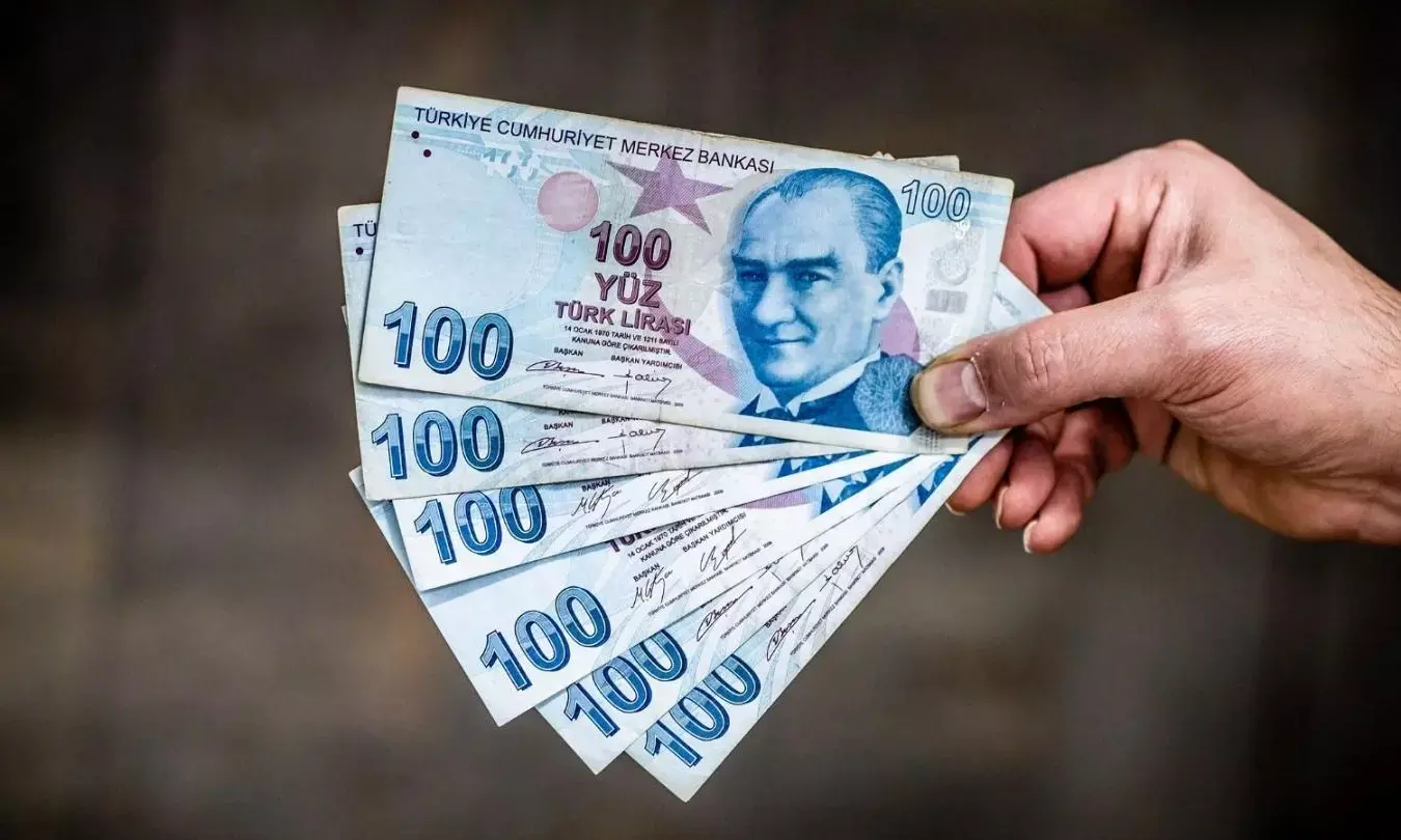 Turkish lira gains as central bank keeps stable interest rate