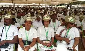 Corps member trains 16 youths on electrical installation