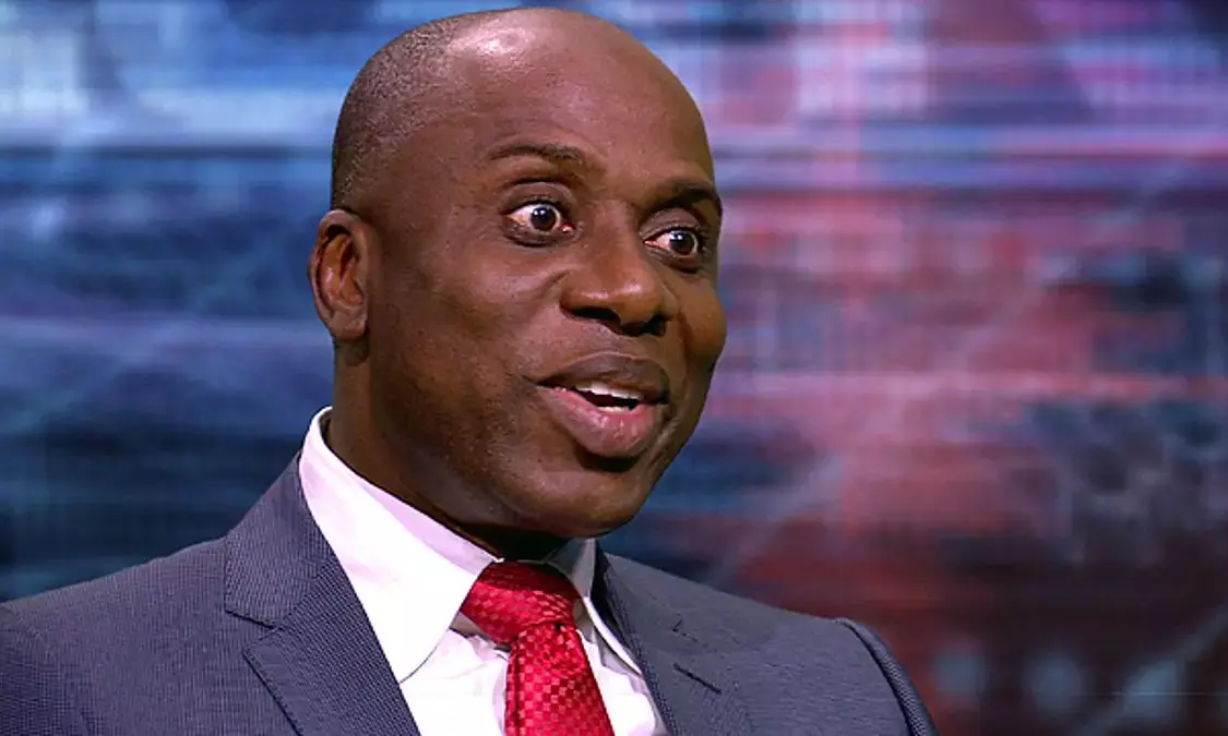 Dauras Emir to turban Amaechi