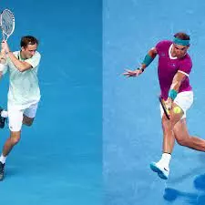 Australian Open: Nadal and Medvedev both striving for history