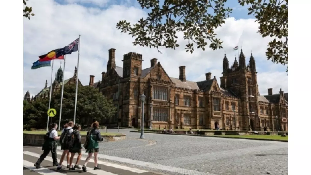 Australian secondary school completion fall – Report Australian secondary school completion fall – Report