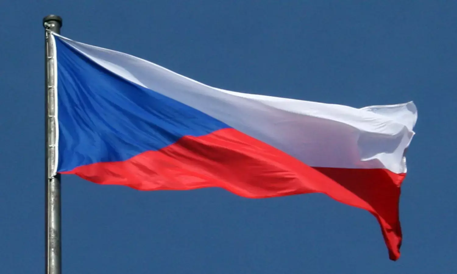 Czech Republic abolishes vaccinated COVID rule