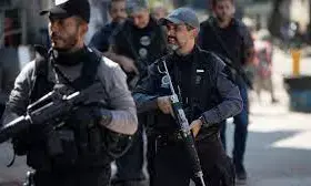 Police arrest hacker of  Neymars accounts