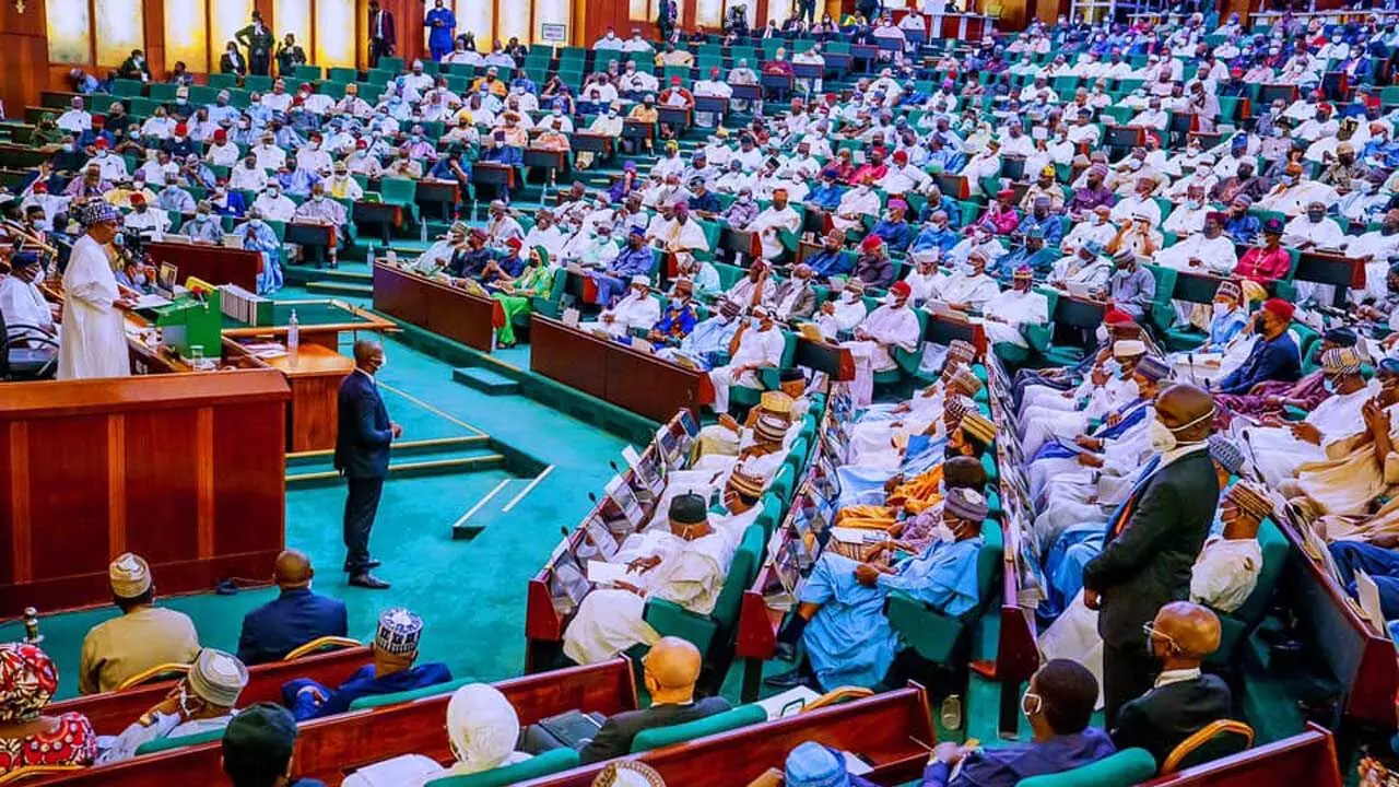 Non remittance: Senate meet Works Ministry, others
