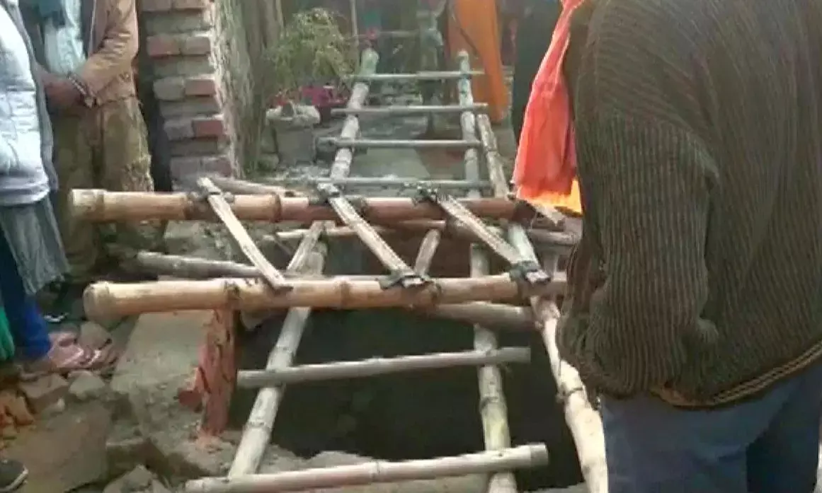 13 die after falling into well during marriage celebrations