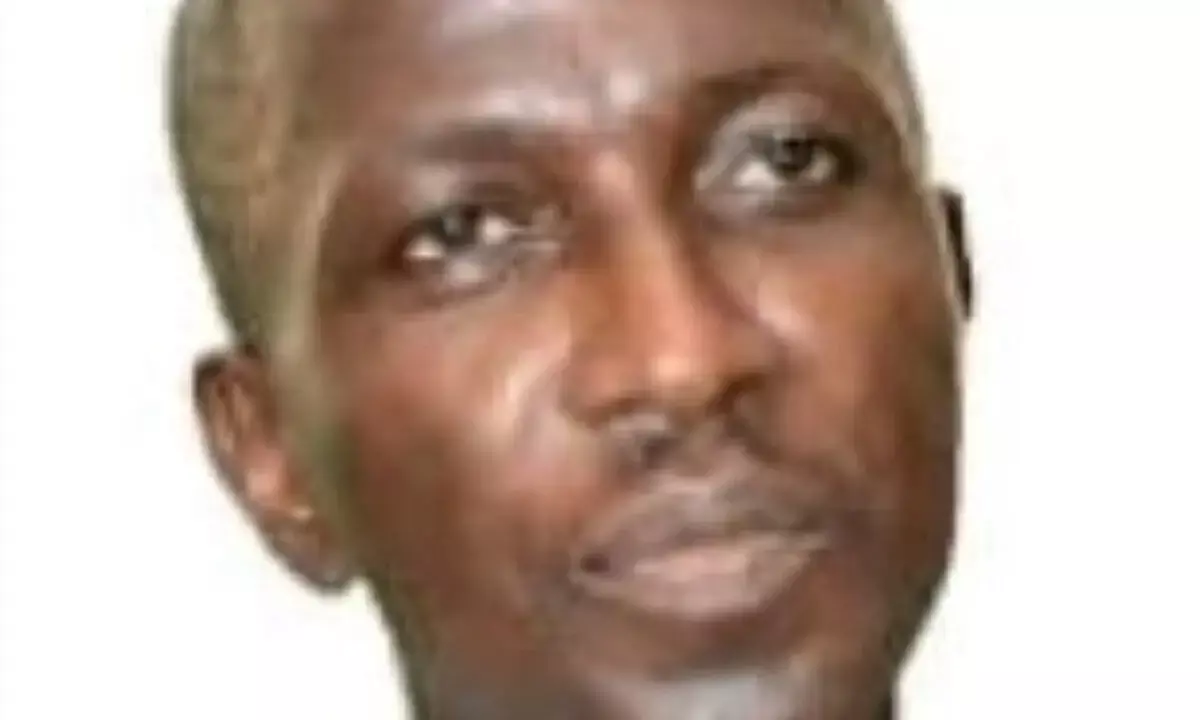 Expert urges journalists to expand networks