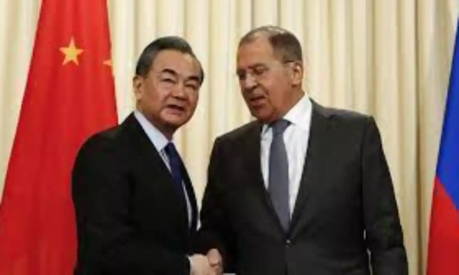 Chinas foreign minister support Russia over Ukraine