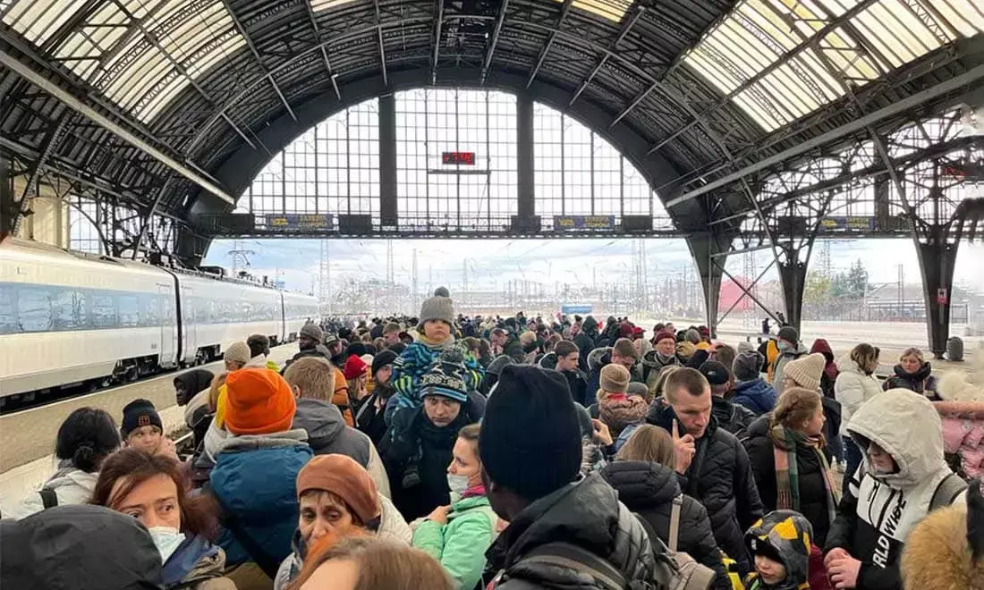 Russo-Ukraine War: Thousands of British households want to host Ukrainian refugees