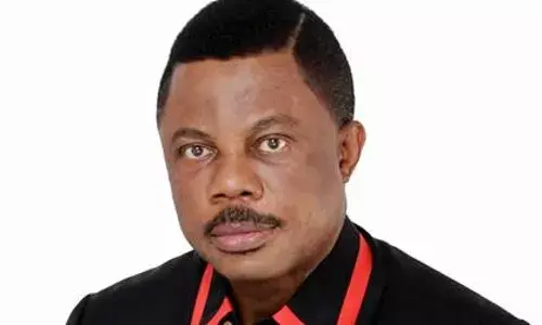 Breaking: Ex-Governor Willie Obiano arrested by EFCC at Lagos Airport Breaking: Ex-Governor Willie Obiano arrested by EFCC at Lagos Airport