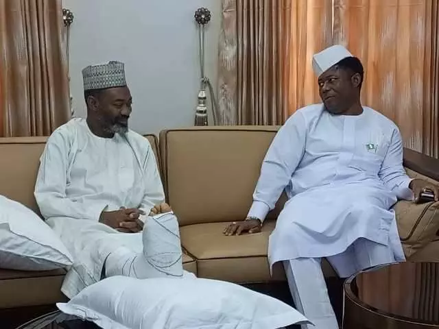 Train attack: Presidential aspirant commiserates with ex-Zamfara dep. gov. Train attack: Presidential aspirant commiserates with ex-Zamfara dep. gov.