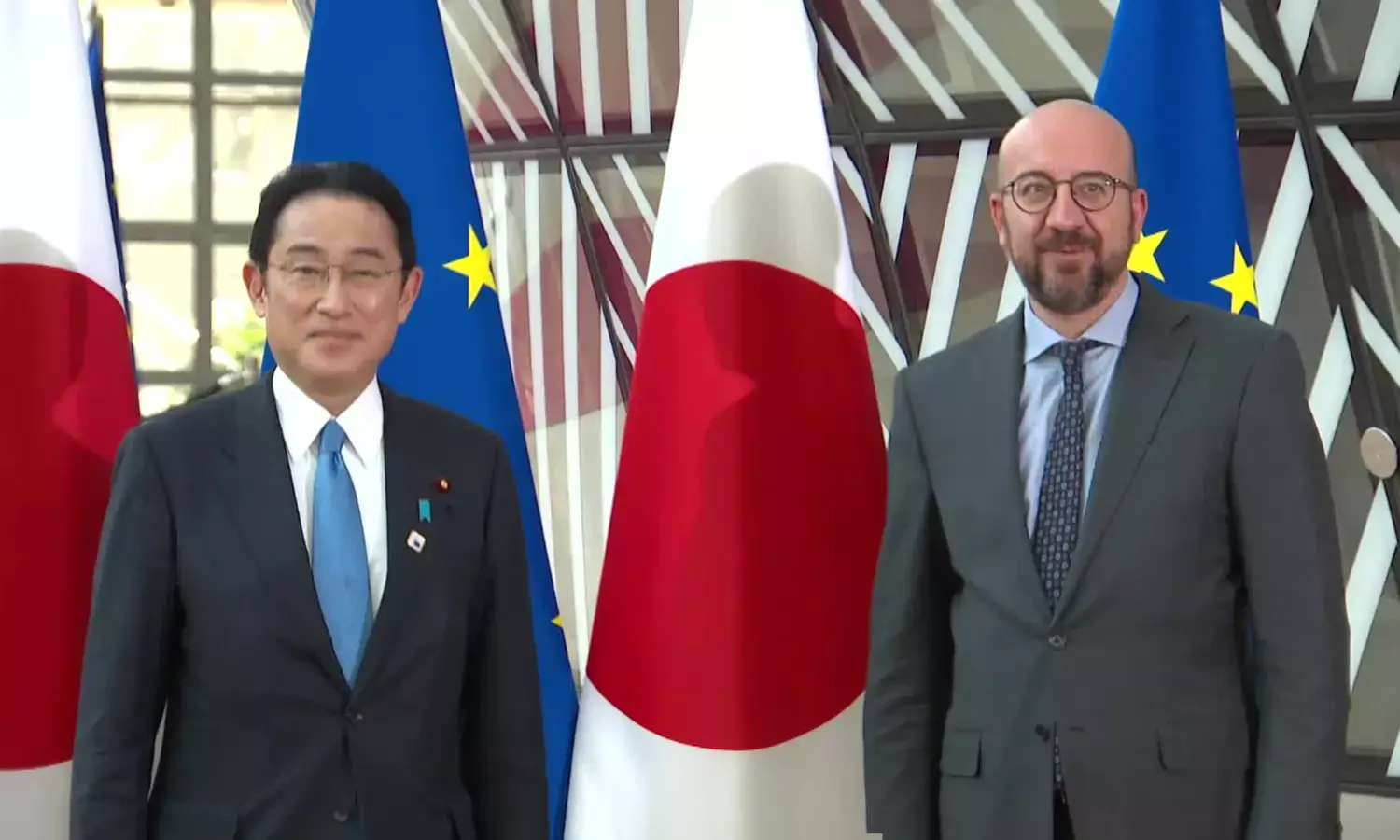 EU aims to deepen ties with Japan amid Russia, China tensions