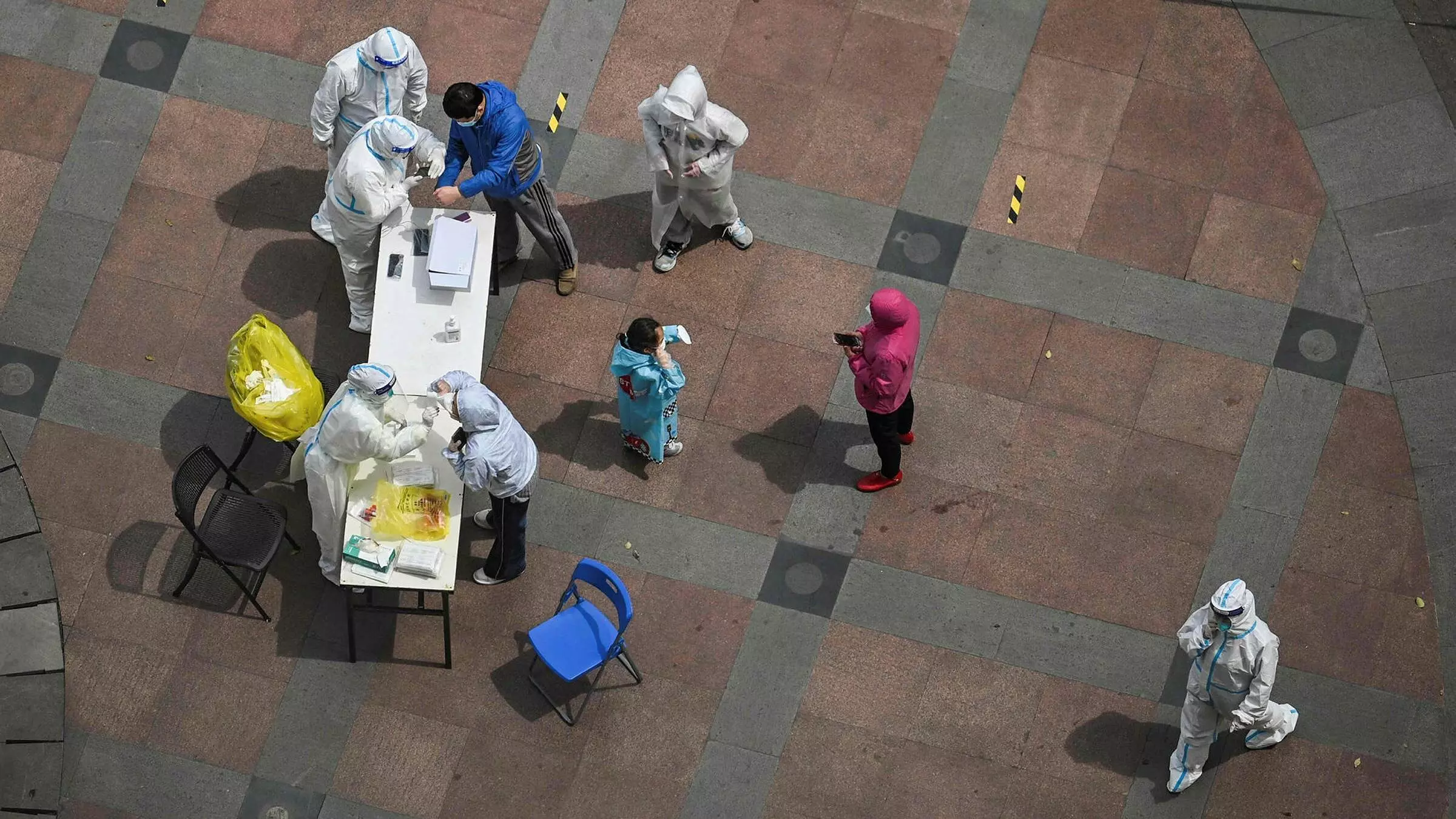 Strict COVID-19 restrictions impact Chinese economy Strict COVID-19 restrictions impact Chinese economy