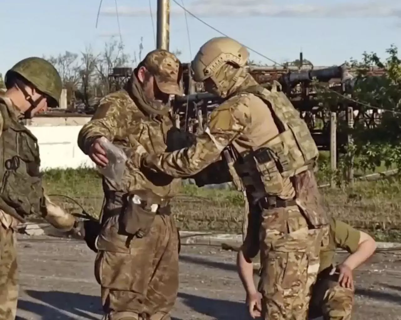Russo-Ukraine war: Russia captures 265 Ukrainian fighters from Mariupol