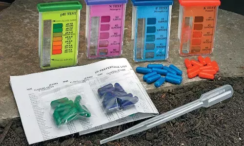 Institute distributes soil test kits to farmers Institute distributes soil test kits to farmers