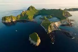 Russia stops Japan from fishing around disputed Kuril islands Russia stops Japan from fishing around disputed Kuril islands