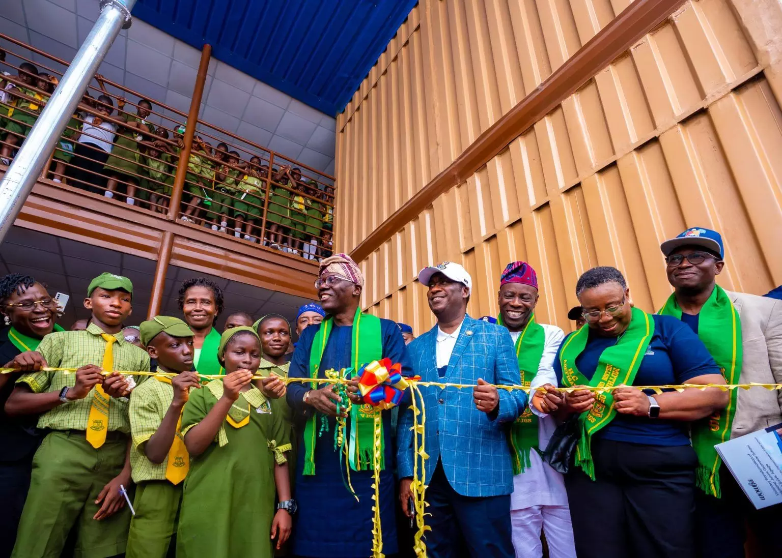 Sanwo-Olu unveils digitised container classrooms