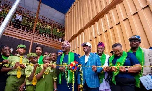 Sanwo-Olu unveils digitised container classrooms