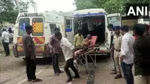 Death toll rises to 33 in Indias toxic liquor consumption Death toll rises to 33 in Indias toxic liquor consumption