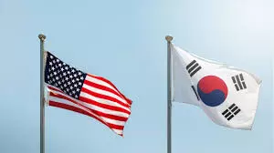 Yoon, U.S. senator discuss alliance in Seoul Yoon, U.S. senator discuss alliance in Seoul