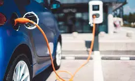 Cambodian minister calls on people to buy electric vehicles