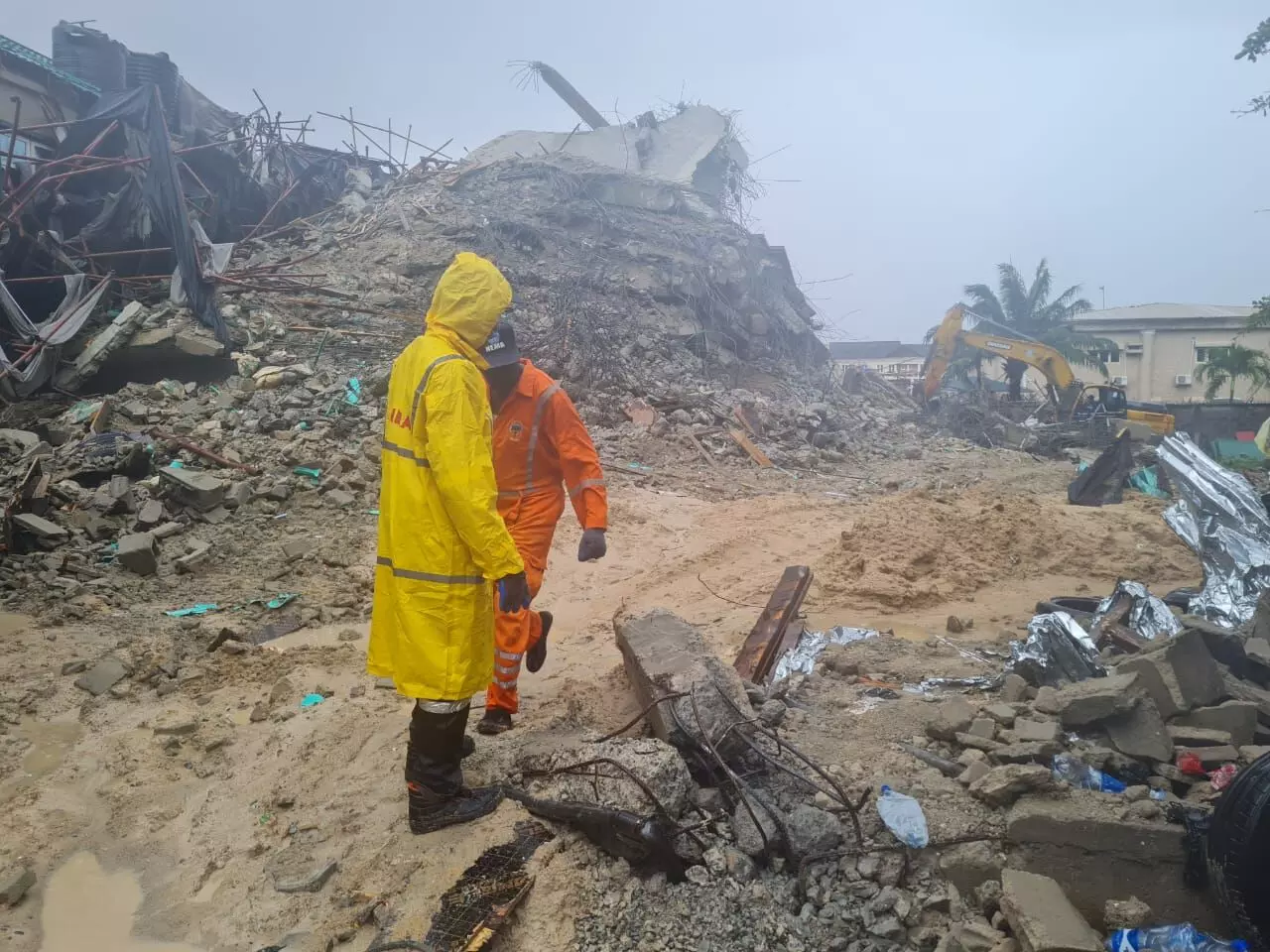 Lekki collapsed building: Rescue team recovers sixth corpse