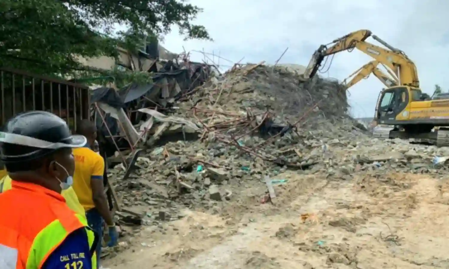 Collapsed building: Oniru family commiserates with victims families