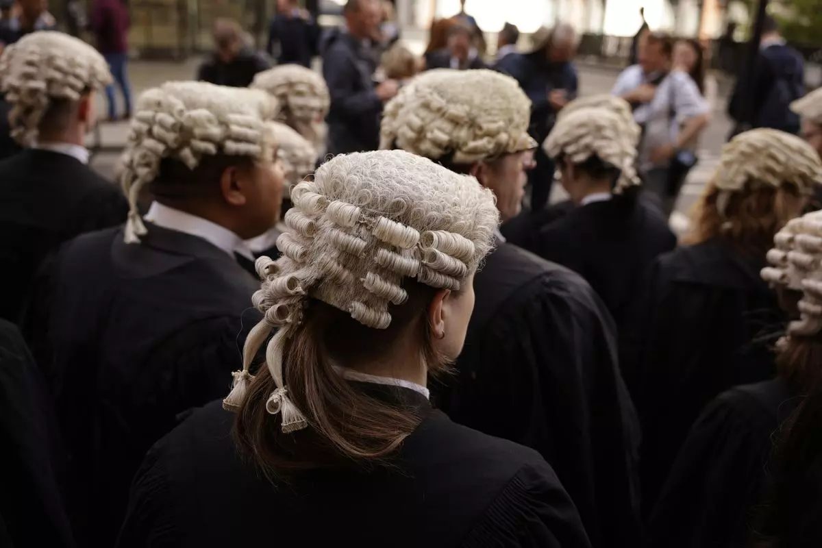 Queens Counsel no more, Kings Counsel return to UK courts Queens Counsel no more, Kings Counsel return to UK courts