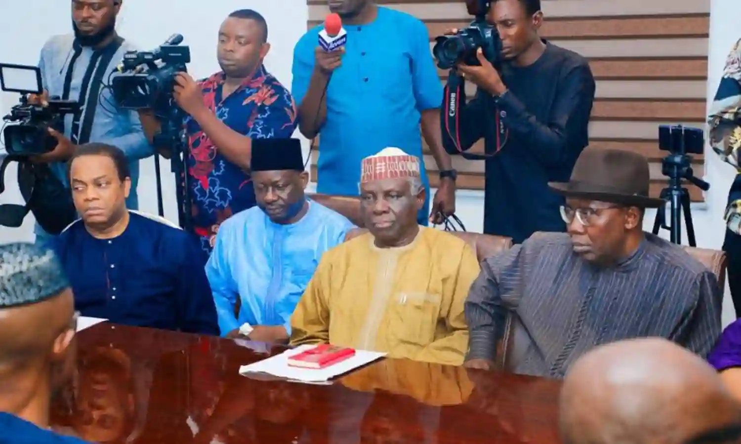 JUST IN: Wike allies insist Ayu resignation, withdraws from atiku campaign