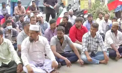 India bans Islamic group for alleged terrorism