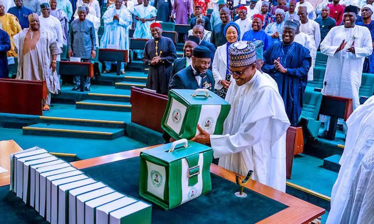 2023 Budget: Reps want Buhari to treat oil theft as treason