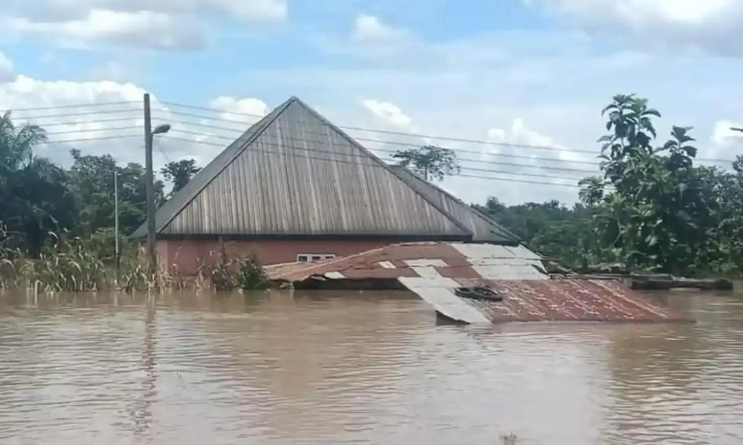 Flood washes up corpses at Bayelsa burial ground