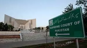 Pakistan court grants citizenship for Afghans from refugee families