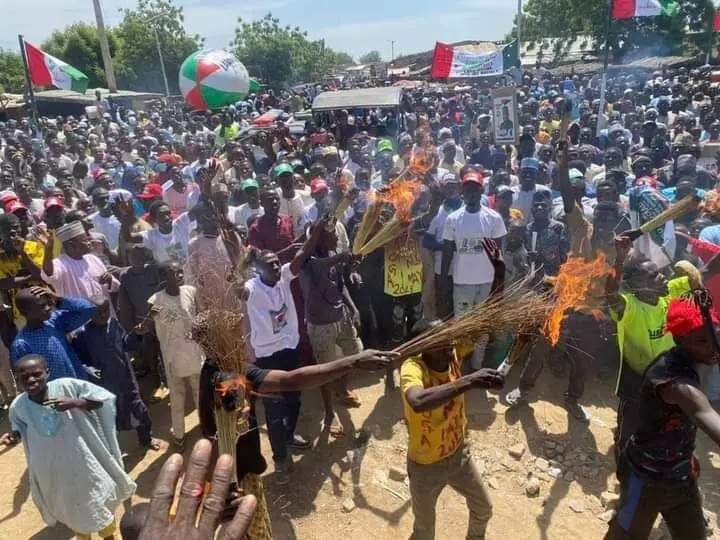 Thousand of Katsina PDP members dump party Thousand of Katsina PDP members dump party