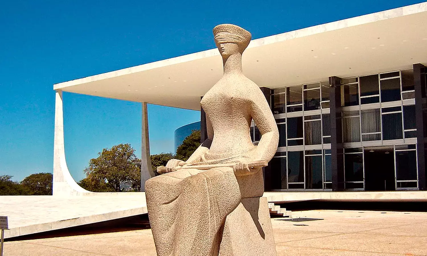 Brazils supreme court upholds initiative to outlaw false news