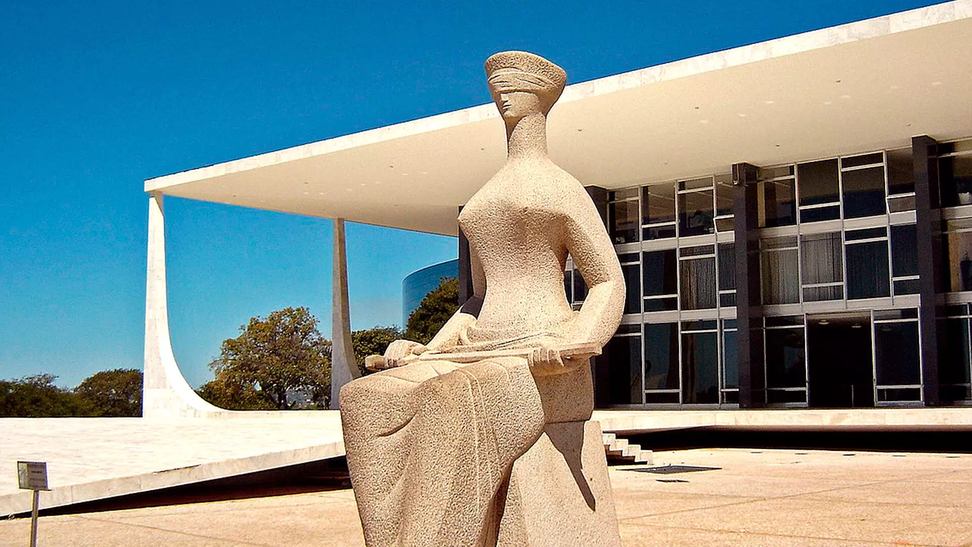 Brazils supreme court upholds initiative to outlaw false news