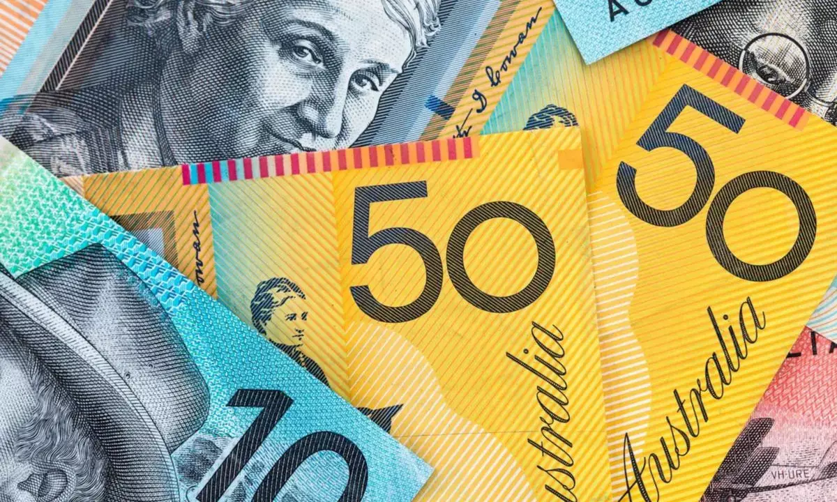 Australians under serious financial stress -report