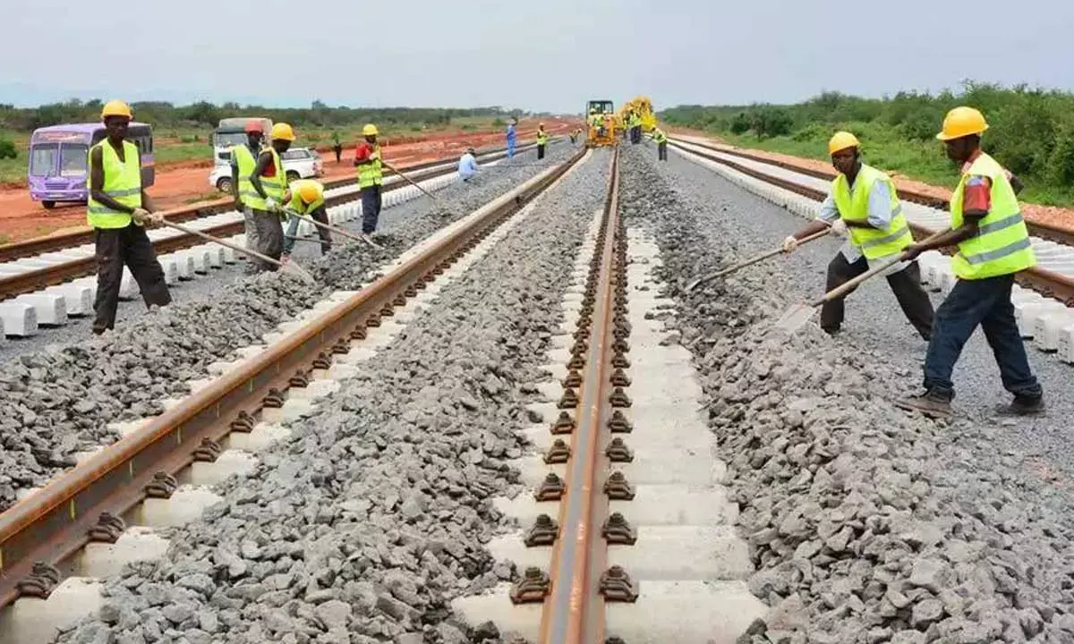 South-East not marginalised in Buharis rail line project – FG