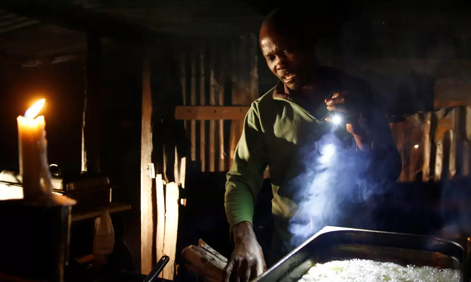 Zimbabwe power shortage to worsen as hydro plant shutdown