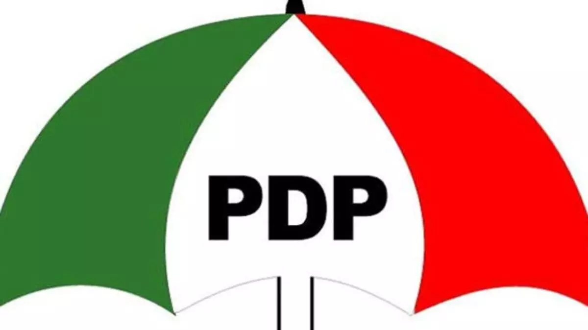 Naira Policy: Arewa youths attack PDP, Atiku for allegedly playing politics