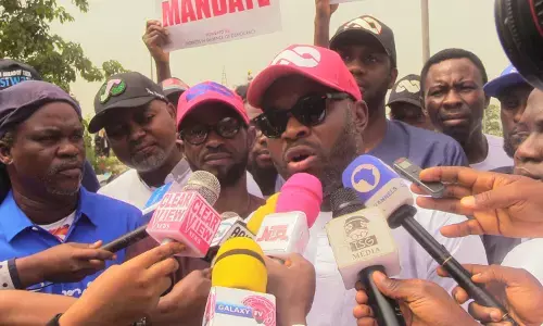 Group hails Buhari for commitment to hand-over to Tinubu May 29