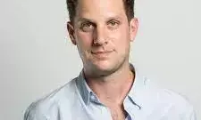 Russian secret service arrests American journalist for spying